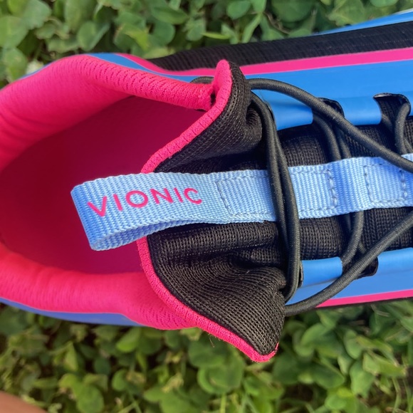 Vionic Guinn Bungee Lace Sneakers, size 8, NWOT - Picture 7 of 7